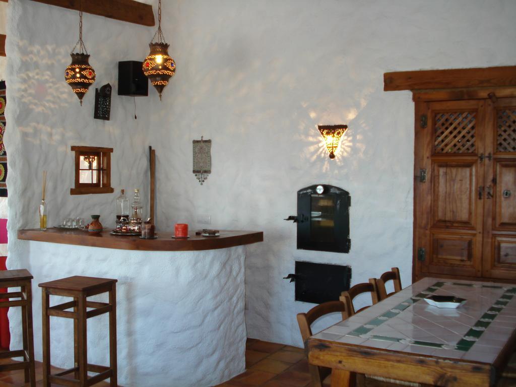 HuéscarCueva De La Alegria别墅 外观 照片